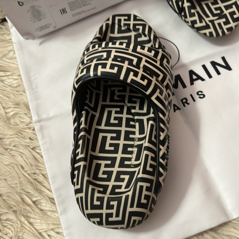 Balmain Black and White logo Slide Sandals-size 36 NEW - Picture 3 of 7